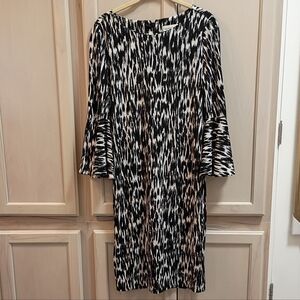 NWOT Calvin Klein Size 6 | Black White Animal Print Bell Sleeve Sheath Dress